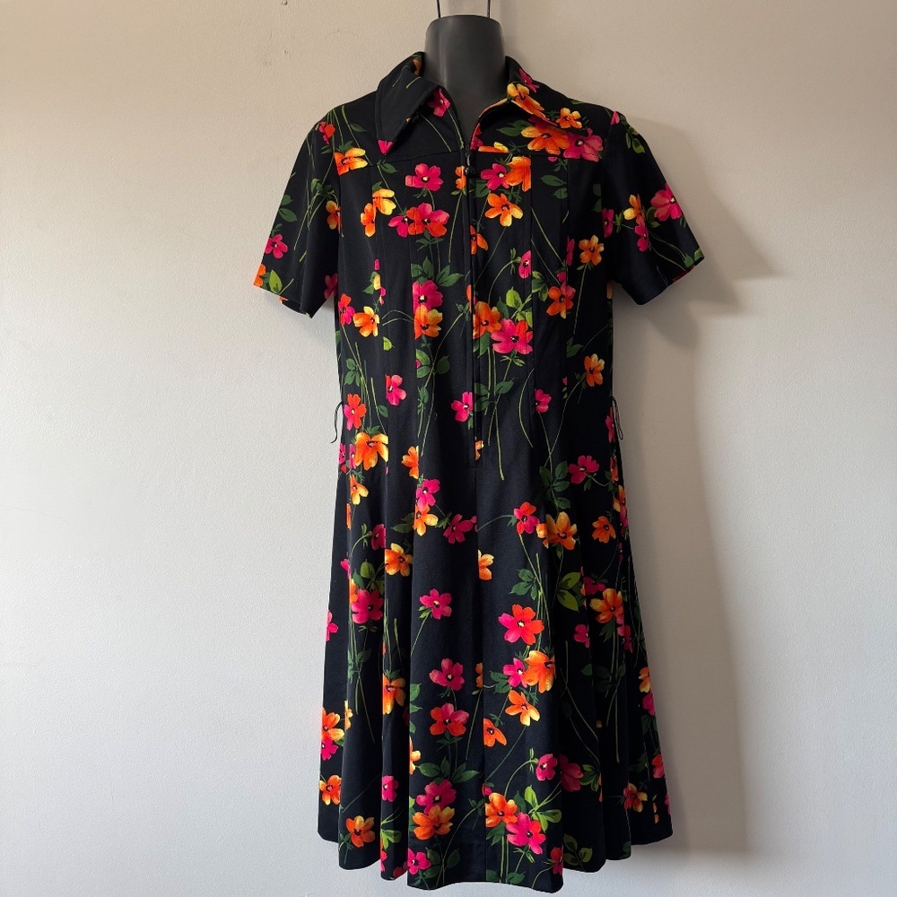 Vintage Leo-Danal Black Floral Dress